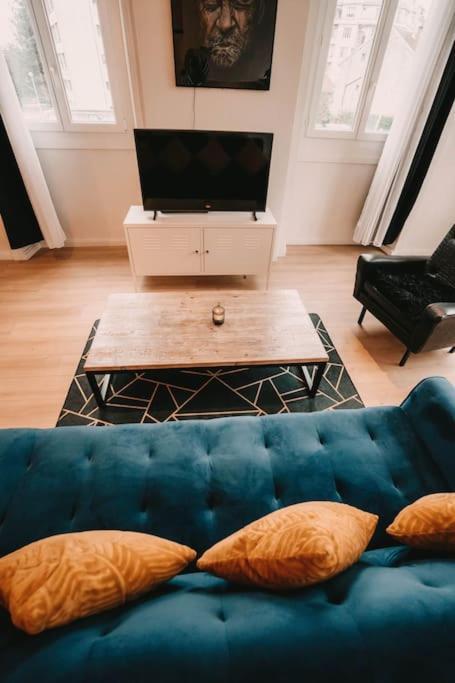 Ultimate Comfort ! Jacuzzi & Sauna. Apartment Besancon