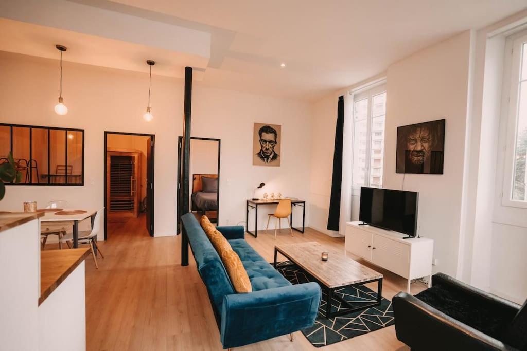 Ultimate Comfort ! Jacuzzi & Sauna. Apartment Besancon